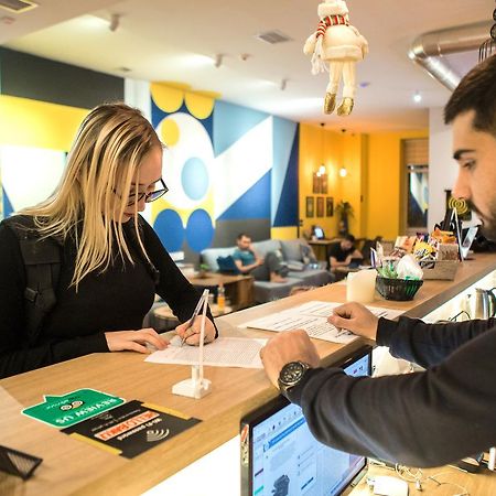 Sahil Hostel & Hotel Баку Екстериор снимка