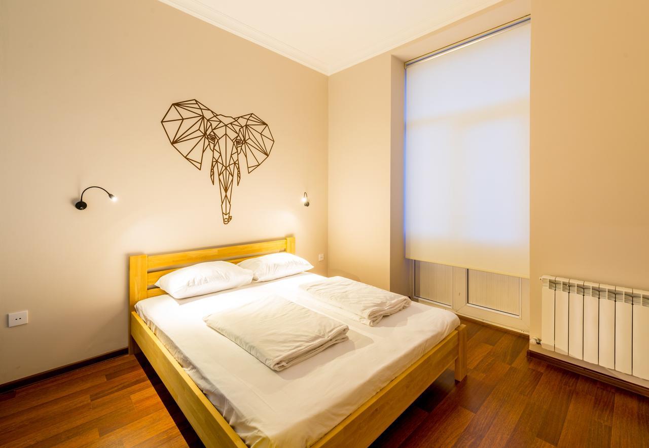 Sahil Hostel & Hotel Баку Екстериор снимка