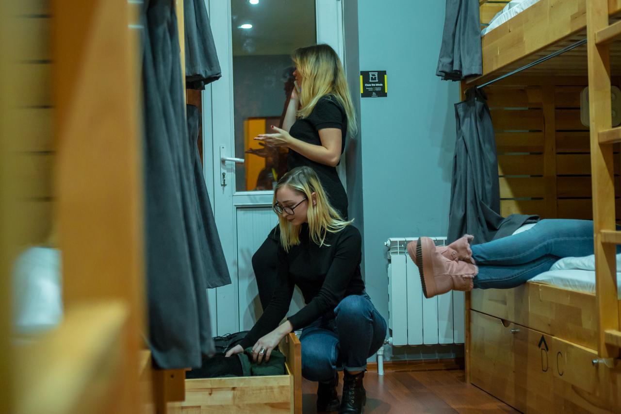 Sahil Hostel & Hotel Баку Екстериор снимка